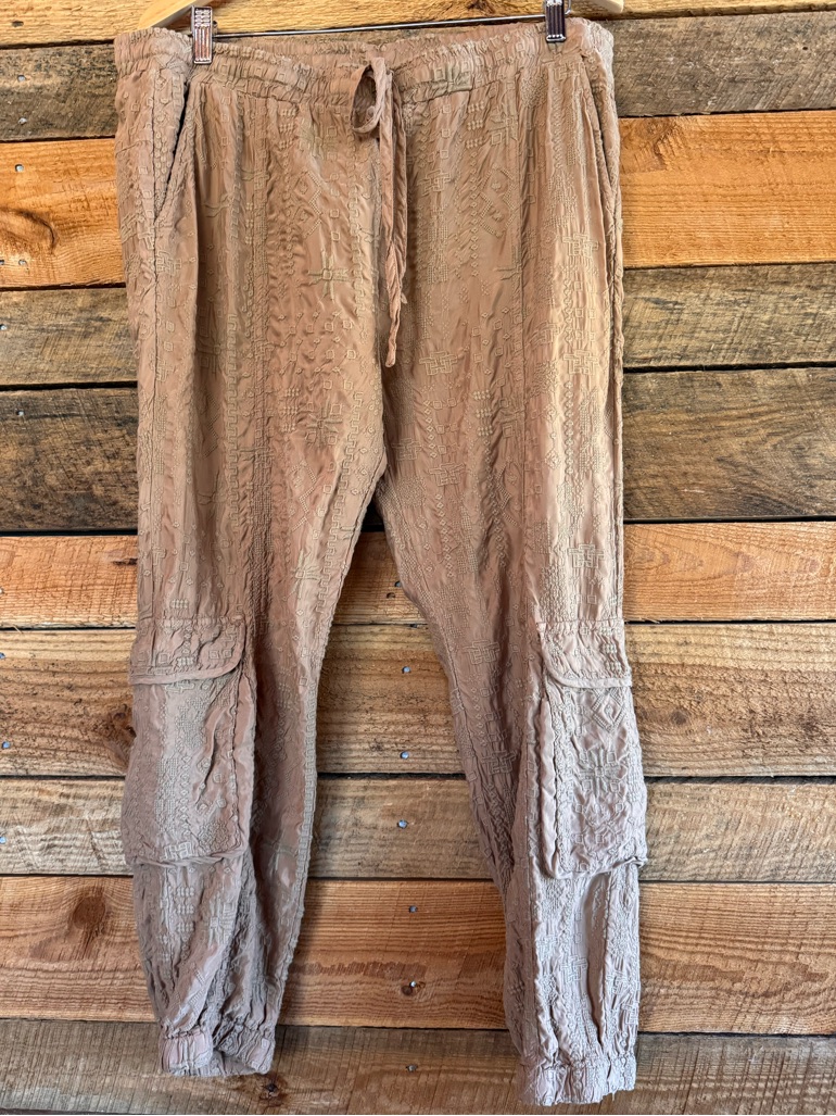 Johnny Was Breccia Embroidered Cropped Joggers In Copper Peaches Size Large Nwt
